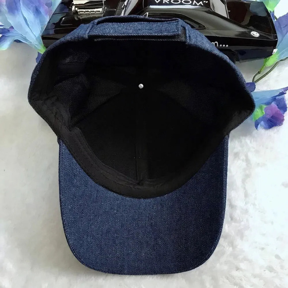 Baseball Cap NWOT Women OS - Picture 9 of 9